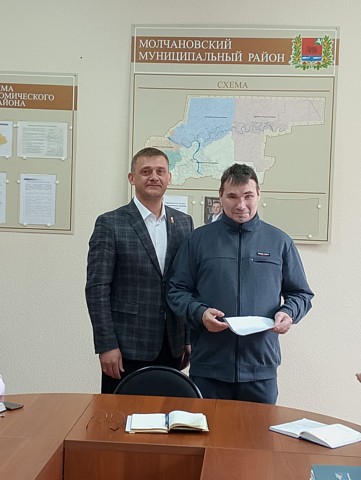 Вручение государственных жилищных сертификатов.